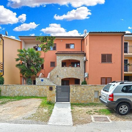 Apartment Puzar 295 Štinjan Dış mekan fotoğraf