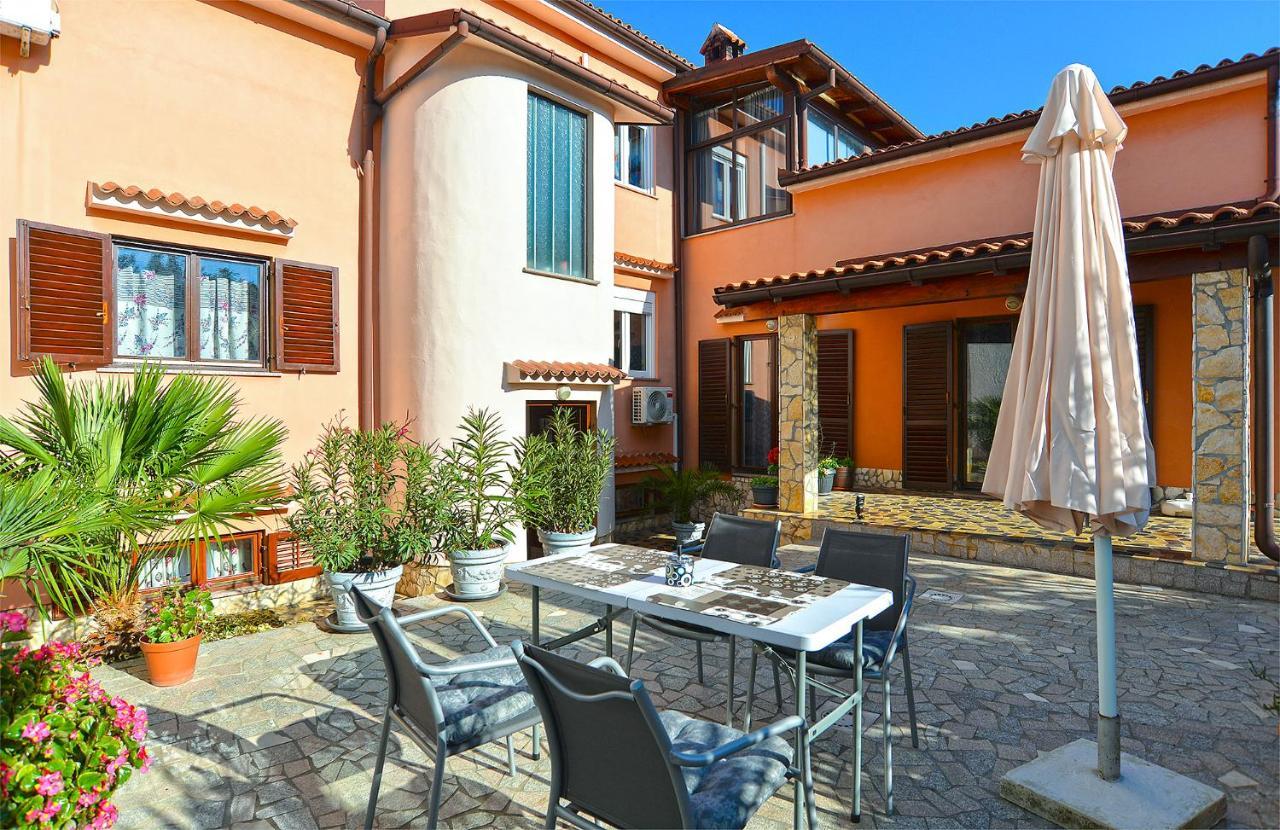 Apartment Puzar 295 Štinjan Dış mekan fotoğraf